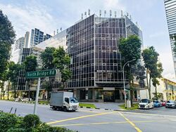 North Bridge Centre (D7), Office #452385951